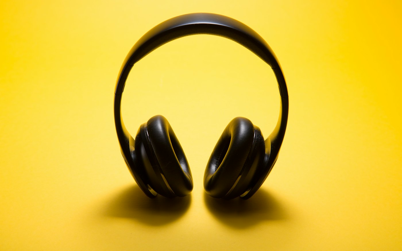More than a billion young people could lose hearing to the way they listen