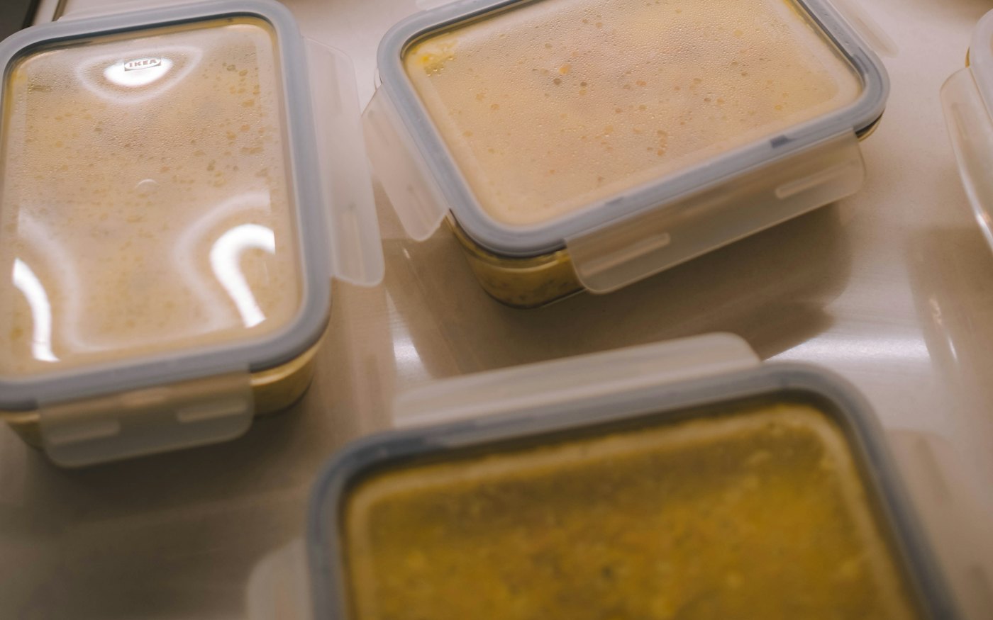 Reheating dal in a plastic box? Read this first